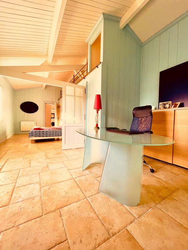 Büro und Schlafzimmer der Suite 2 der Villa Mer in Sainte Marie de Ré auf l'Île de Ré