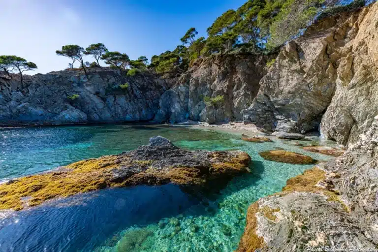 strand-kritisch-nahes-haus-auf-der-griechischen-insel-vermieten